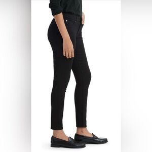 LEVI’s 710 SUPER SKINNY WOMEN'S JEANS Size 32